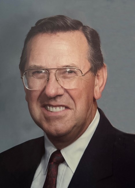 Obituario de Clarence H. Adams