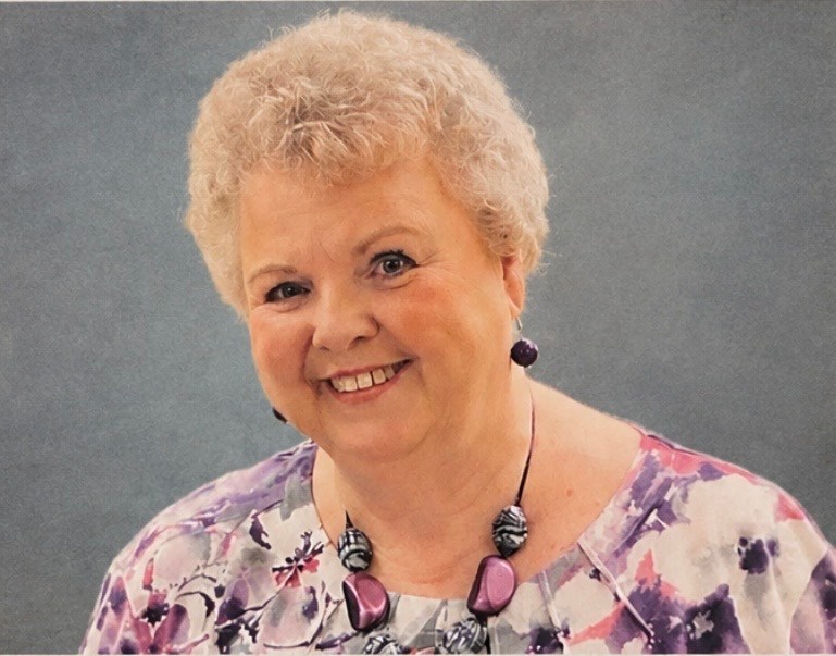 Obituary of Elizabeth Jean Esola
