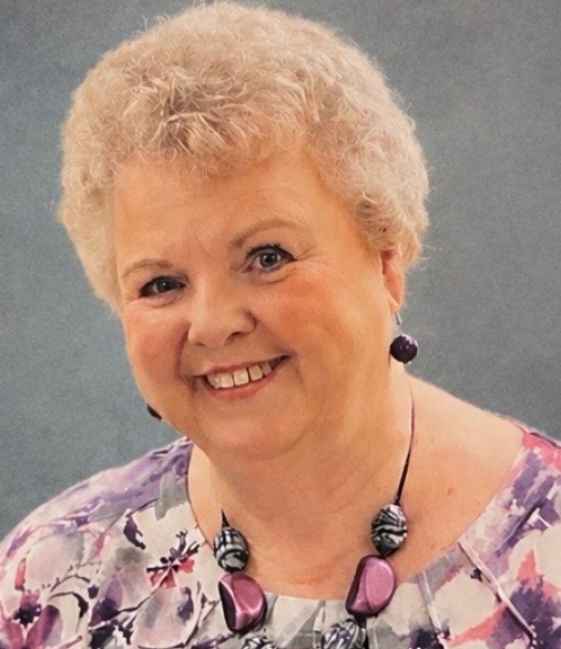 Obituary of Elizabeth Jean Esola
