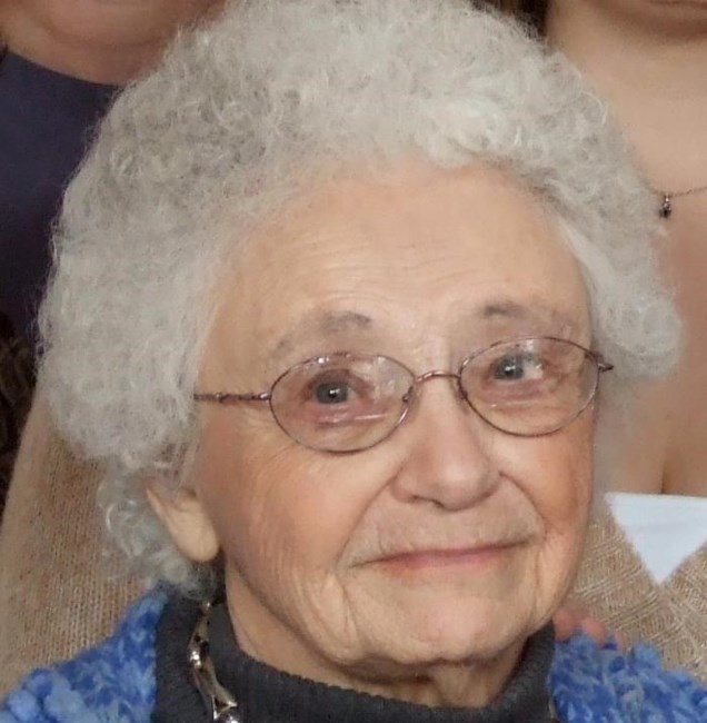 Obituario de Evelyn Violetta Tubbs
