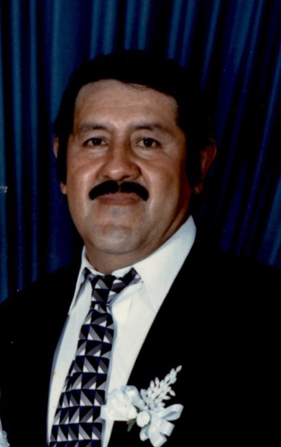 Obituario de Raul Camacho Sr.