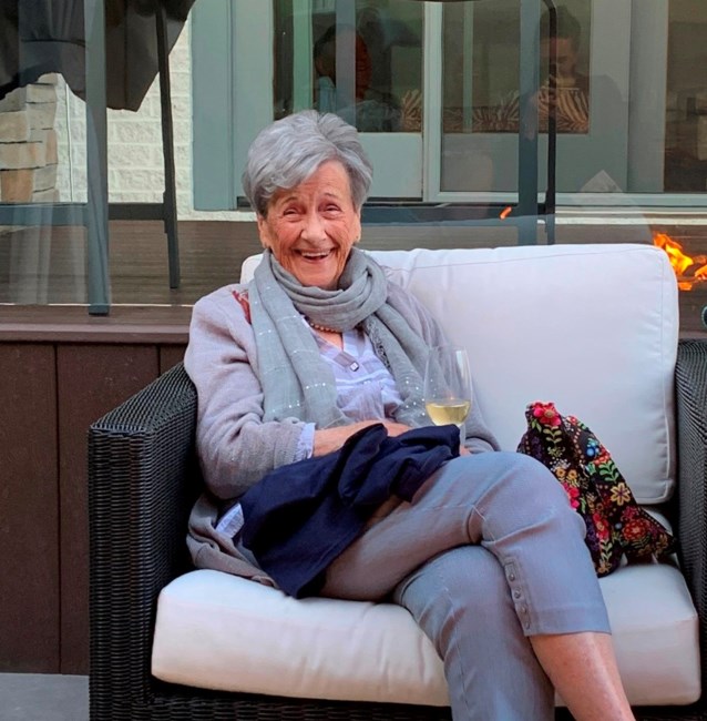 Obituary of Madeleine Godbout Dufresne