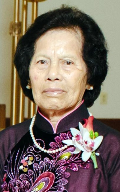 Obituary of Hong Thi Nguyen