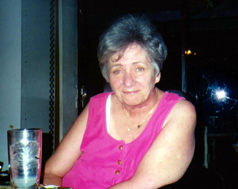 Obituary of Loretta Lewkowicz