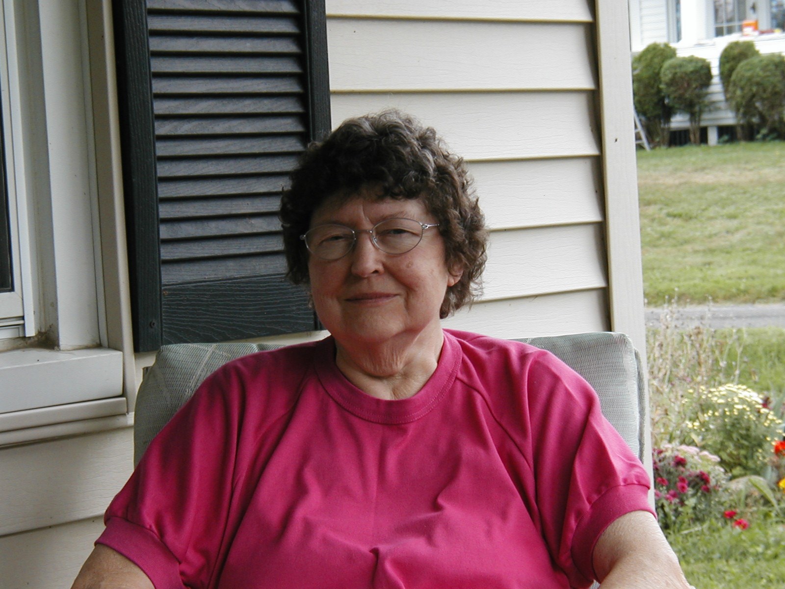 Obituary of Pearl "Paulie" L. Bates