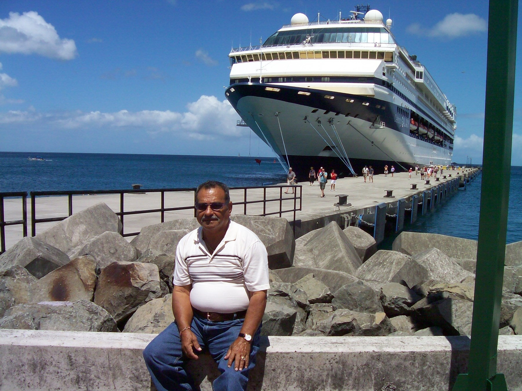 Obituario de Raúl Valentín Escalante