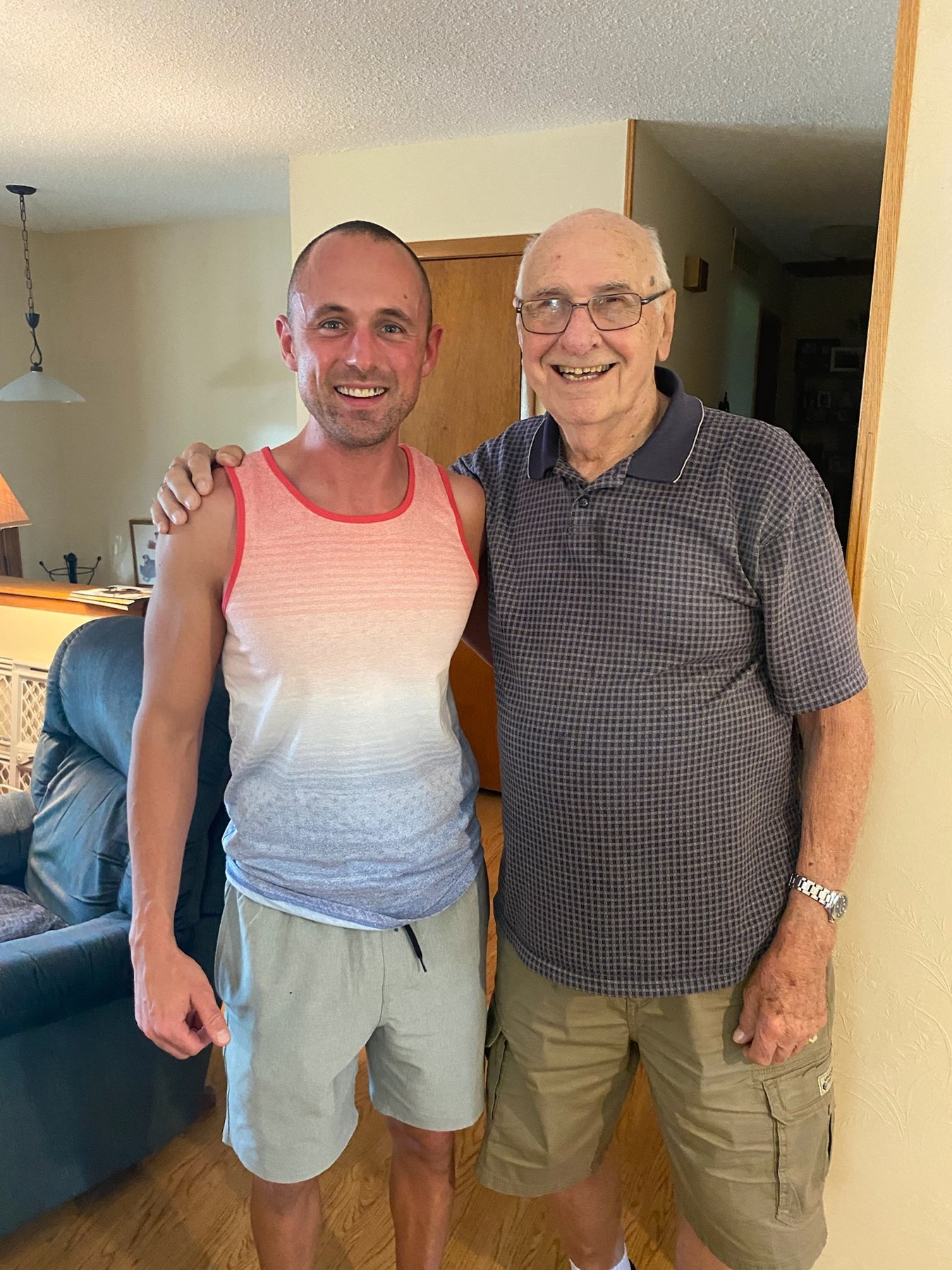 Avis de décès de Richard "Dick" Lee Mahoney