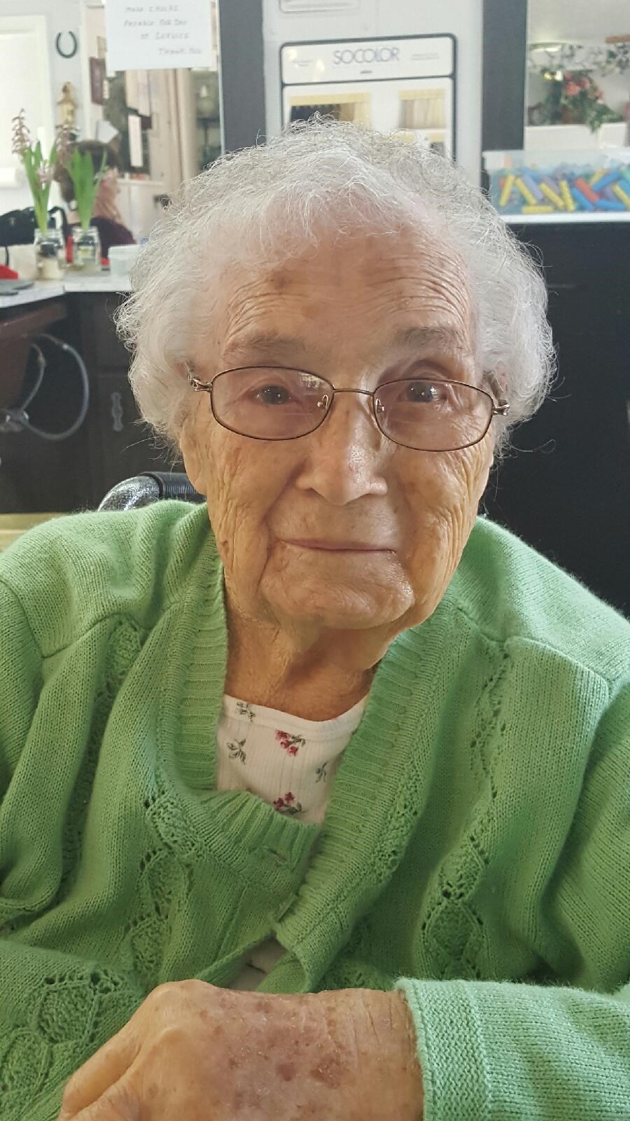 Obituario de Mary Winfrey Hogan