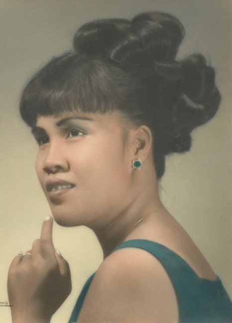 Obituary of Carmelita Villanueva Davis