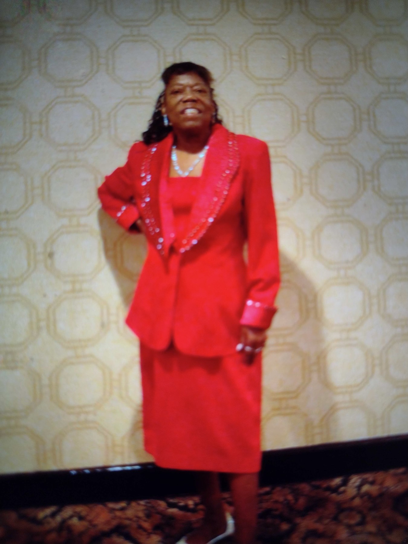 Obituary of Helen Louise Edmonds