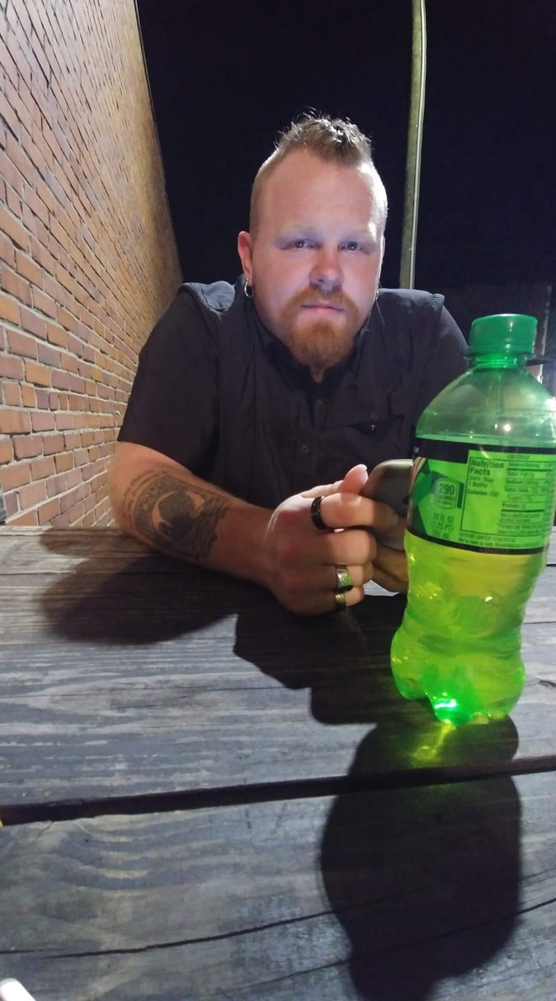 Obituario de Ryan Burroughs