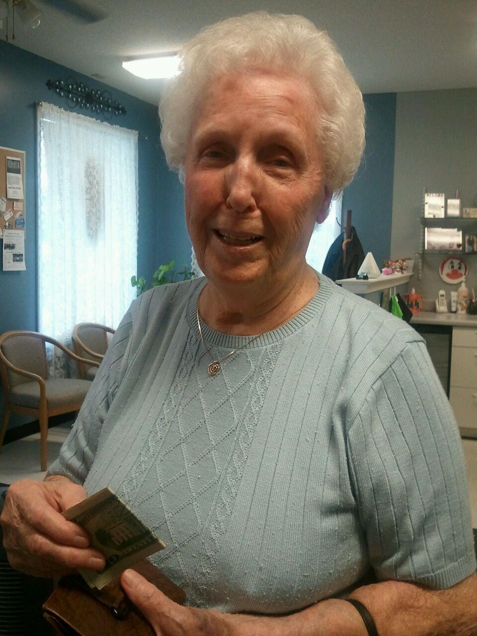 Obituary of Esther M. Howell