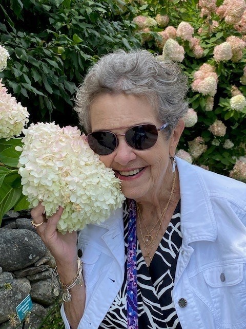 Obituary of Nancy R. Muir