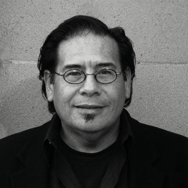 Obituario de Thomas "Thom" Edward Robey