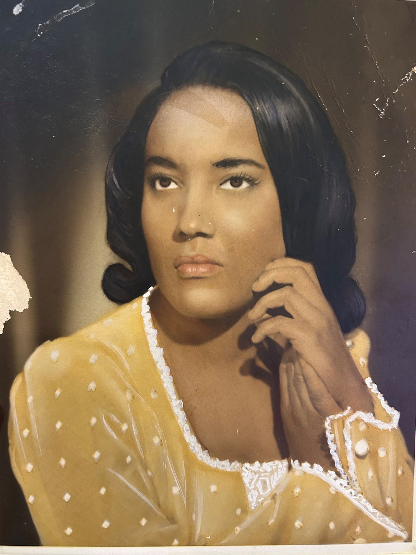 Obituary of Audrey Cecilia Redwood