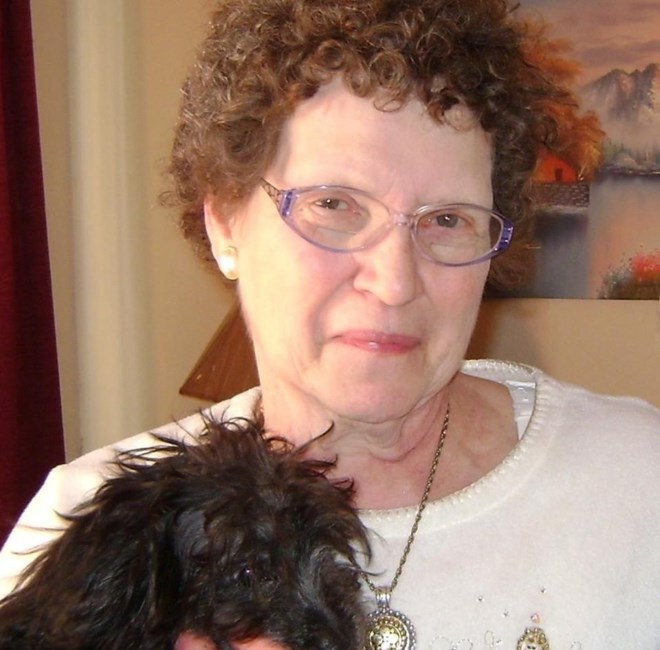 Obituary of Betty Naomi Littleton