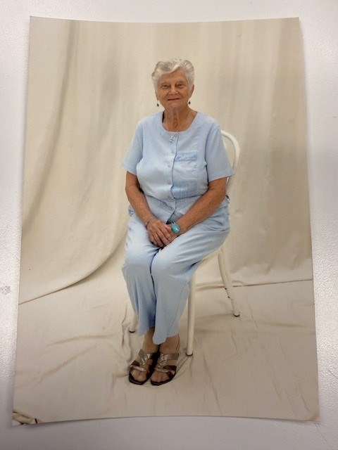 Obituary of Shirley Grant Giles