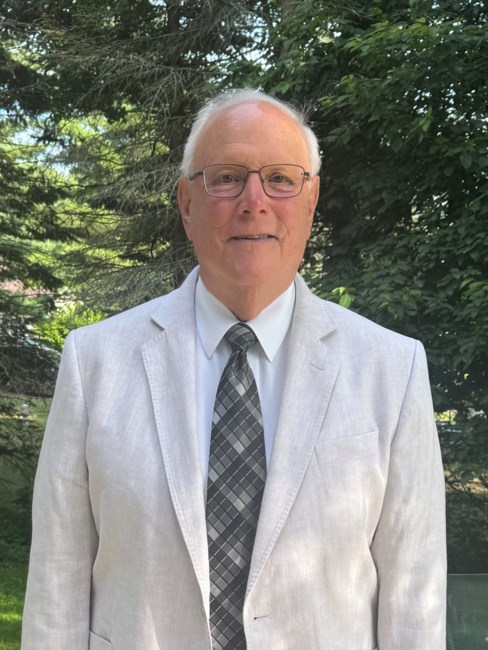 Obituary of Daniel Erwin Jones