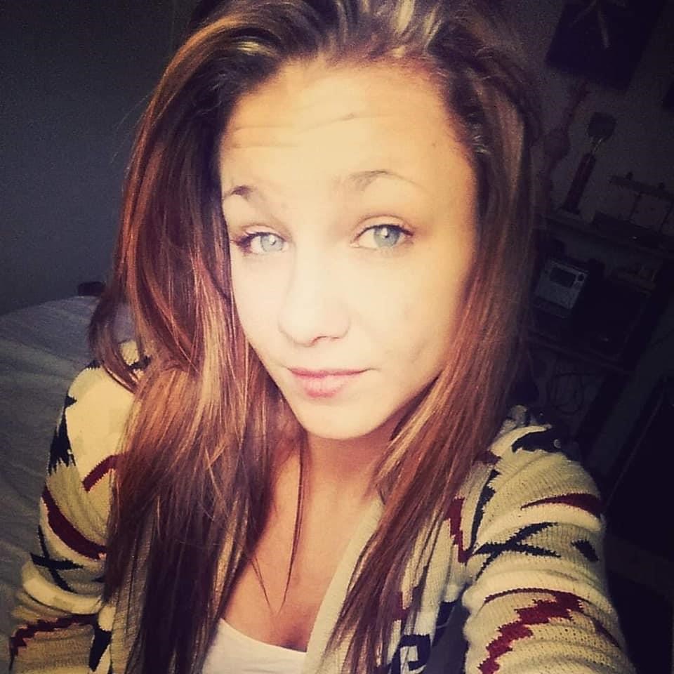 Yolo Teen Selfies – Telegraph