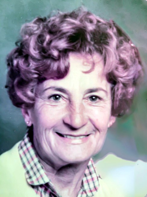 Obituary of Hildegard Elisabeth DeCapite