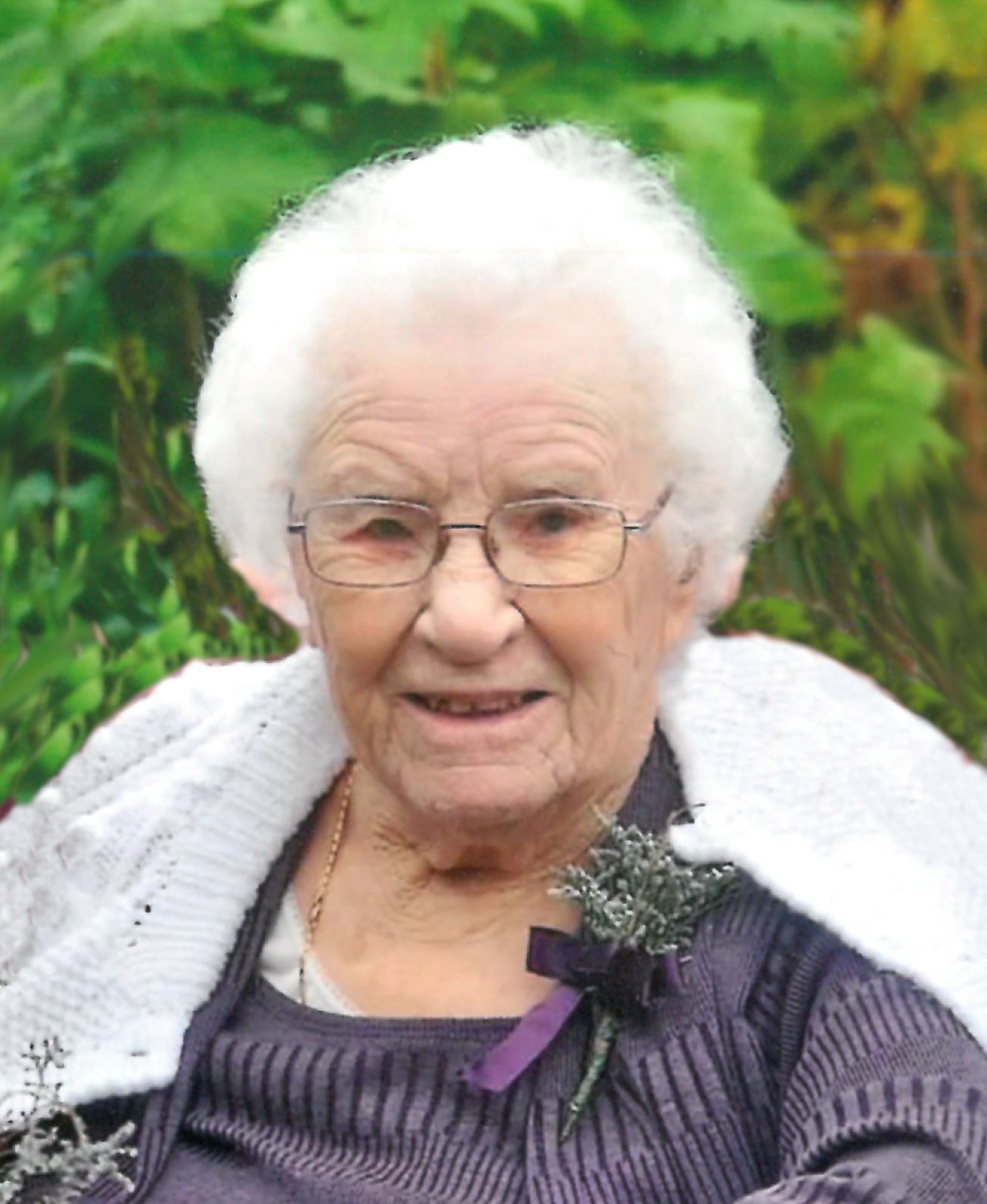 Obituario de Elizabeth Thelma Sherwood