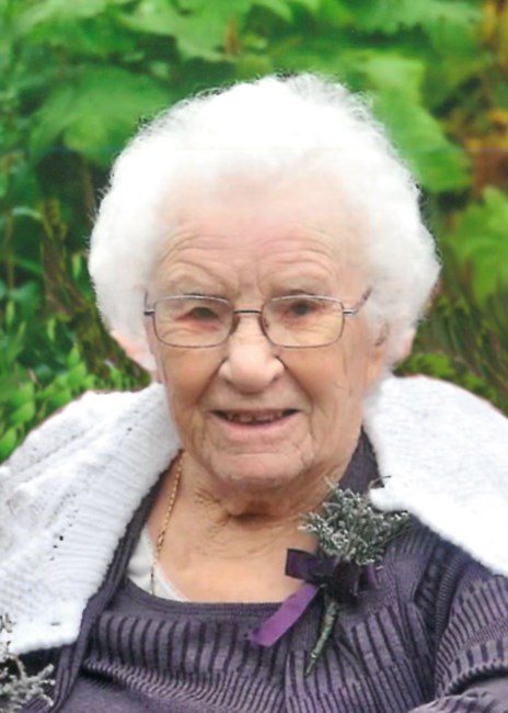 Obituario de Elizabeth Thelma Sherwood