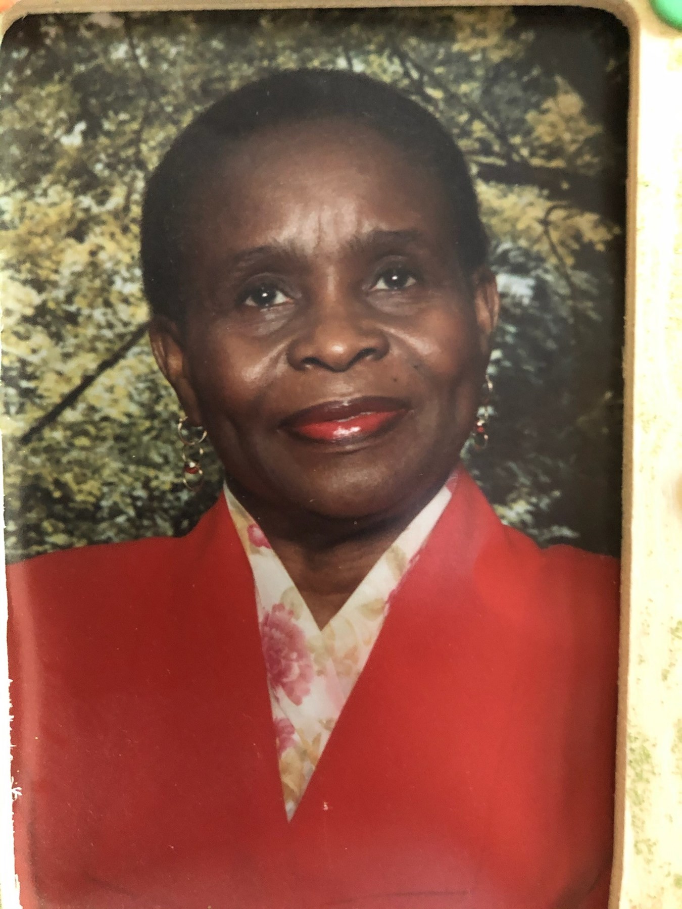 Obituary of Delores Veronica Christie