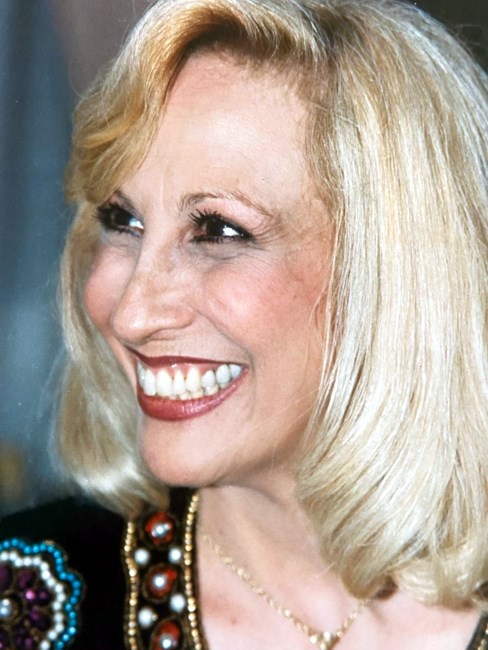 Obituario de Lisbeth Josefina Villegas de Carvallo