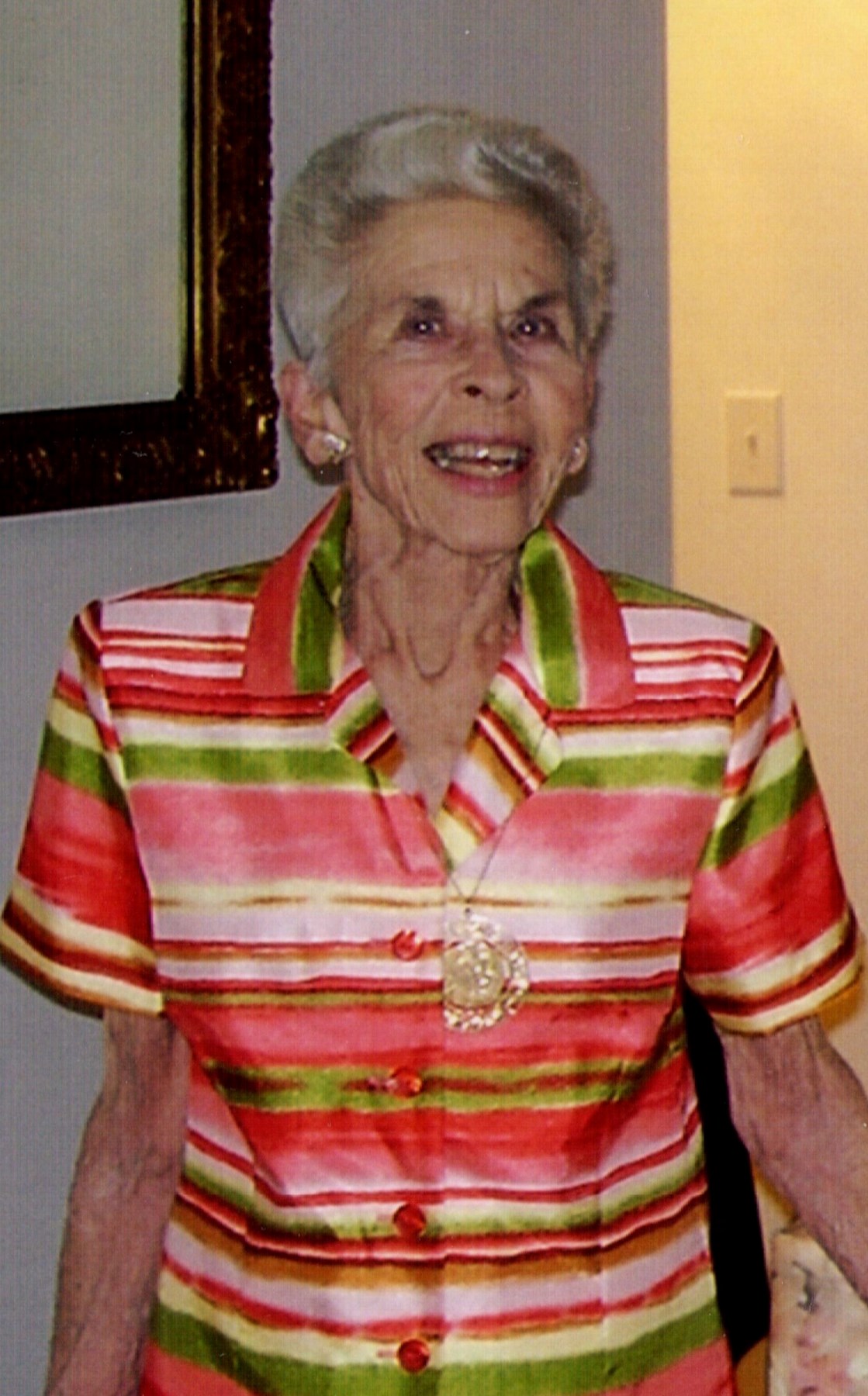 Obituary of Daisy Mona Harris