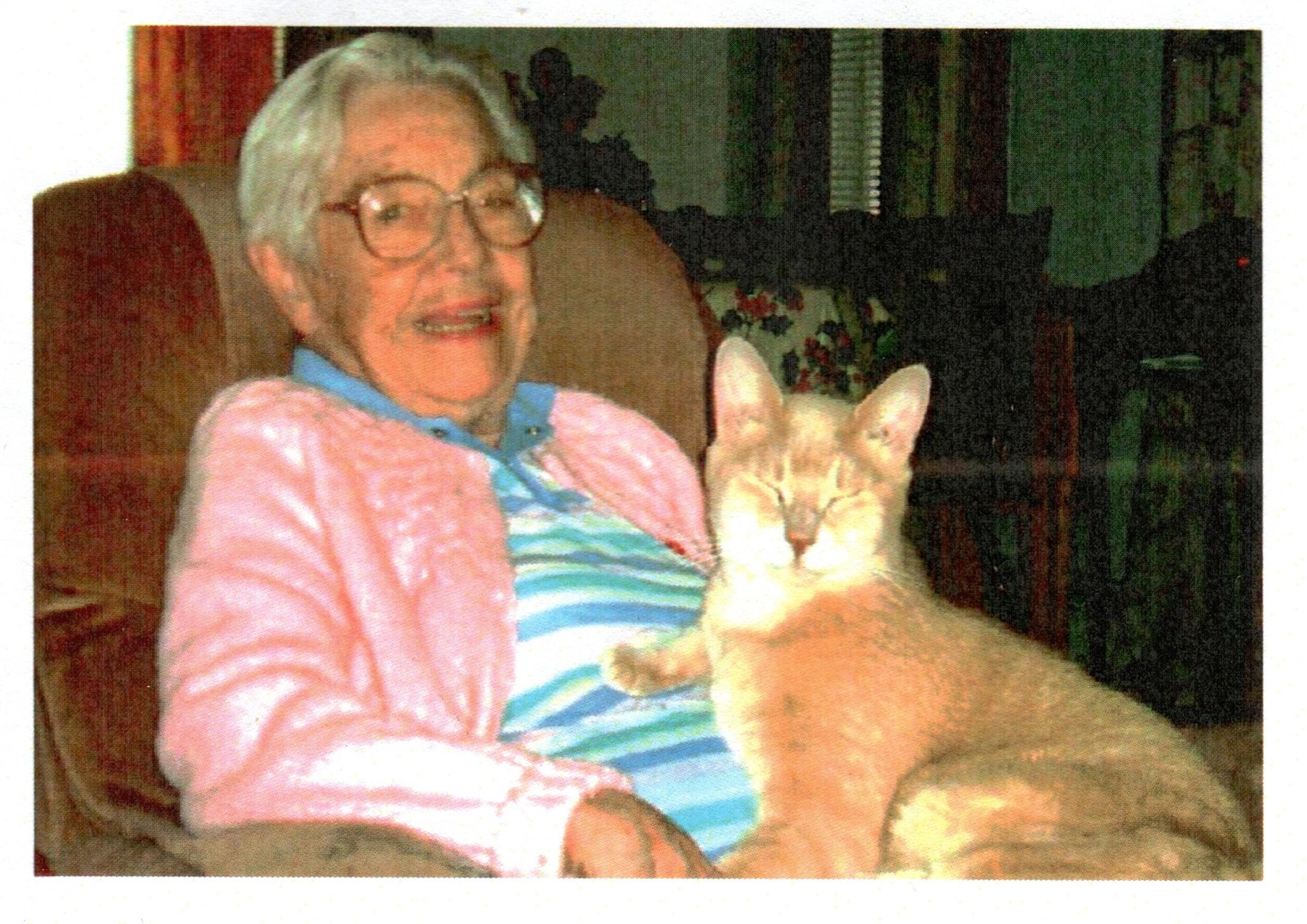 Obituario de Eastelene F. Marshall