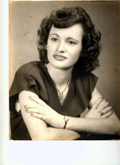 Obituary of Gladys Mae Strange