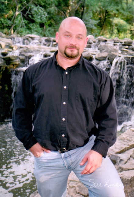 Avis de décès de Russell Mullins