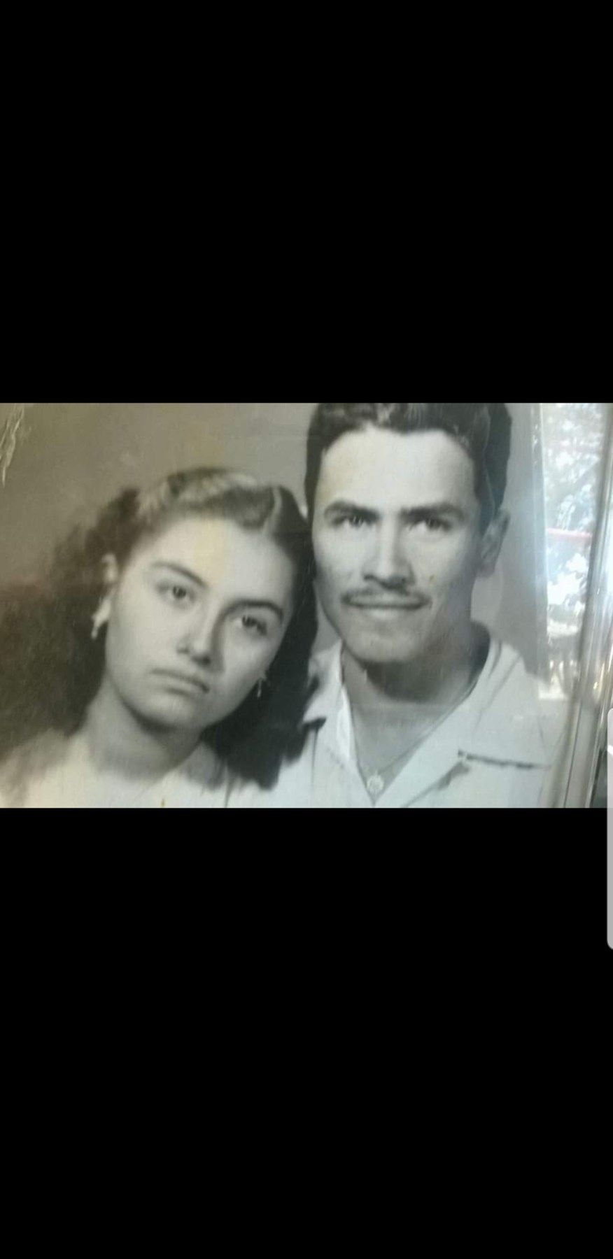 Obituary of Eufemia Flores De Guillen