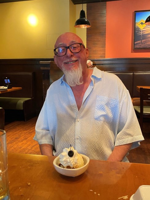 Obituary of Raul R Elenes