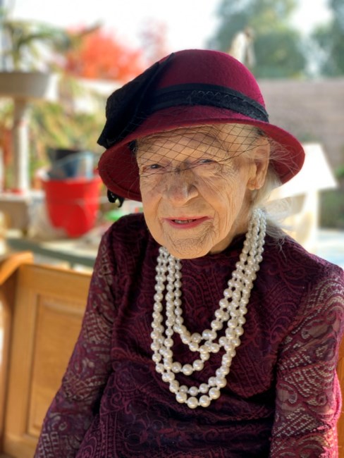 Obituary of Romualda Marroquin