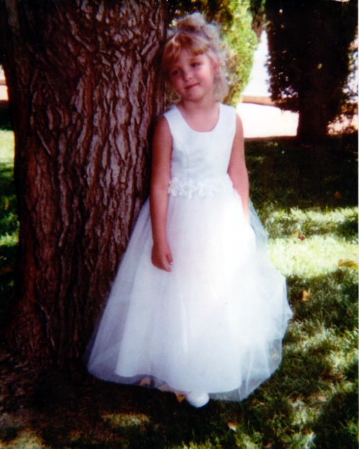 Obituary of Taylor Nicole Elaine Gensmer