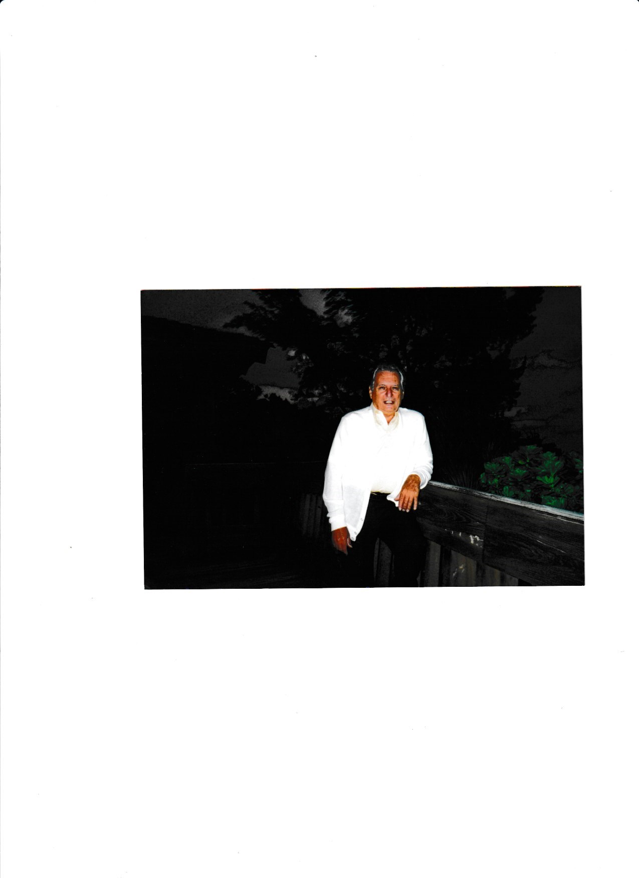 Obituario de John J Peloso