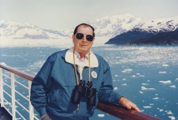 Obituary of Laurie Elwood Thomas