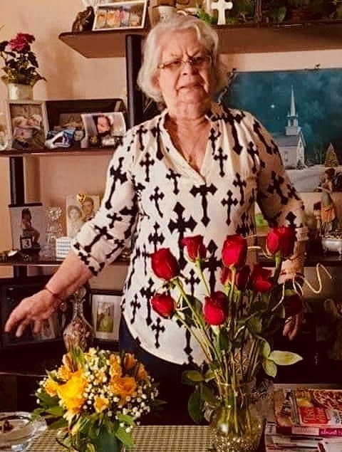 Obituary of Idolina Escobar