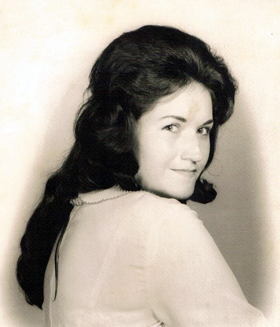 Obituary of Brenda E. (Petty) Riley
