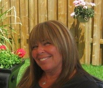 Nécrologie de Debra Douglas