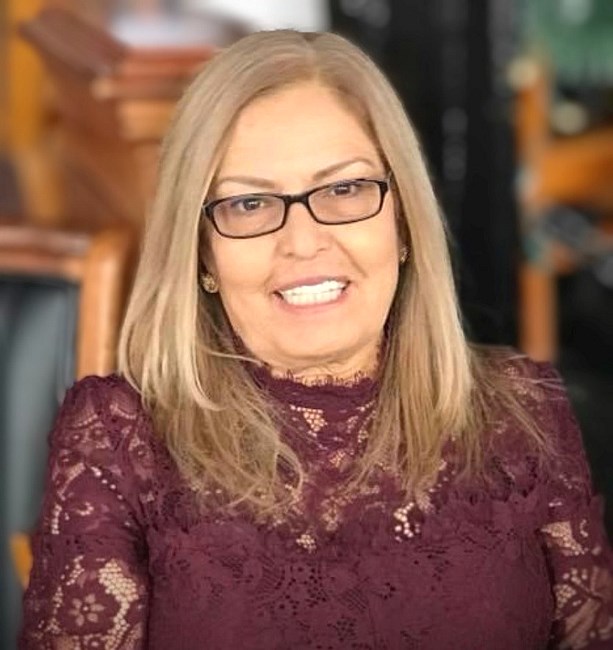 Obituary of Bertha Luna De Gonzalez