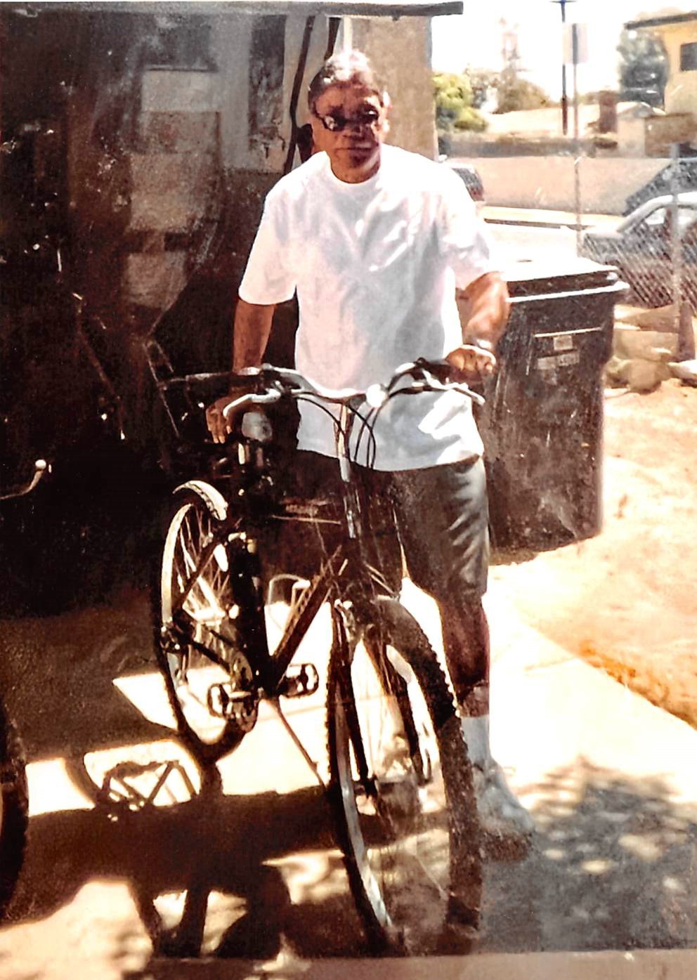 Obituary of Manuel "Manny" Escalante