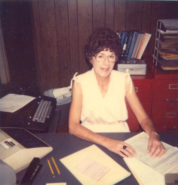 Obituary of Nadine G. White