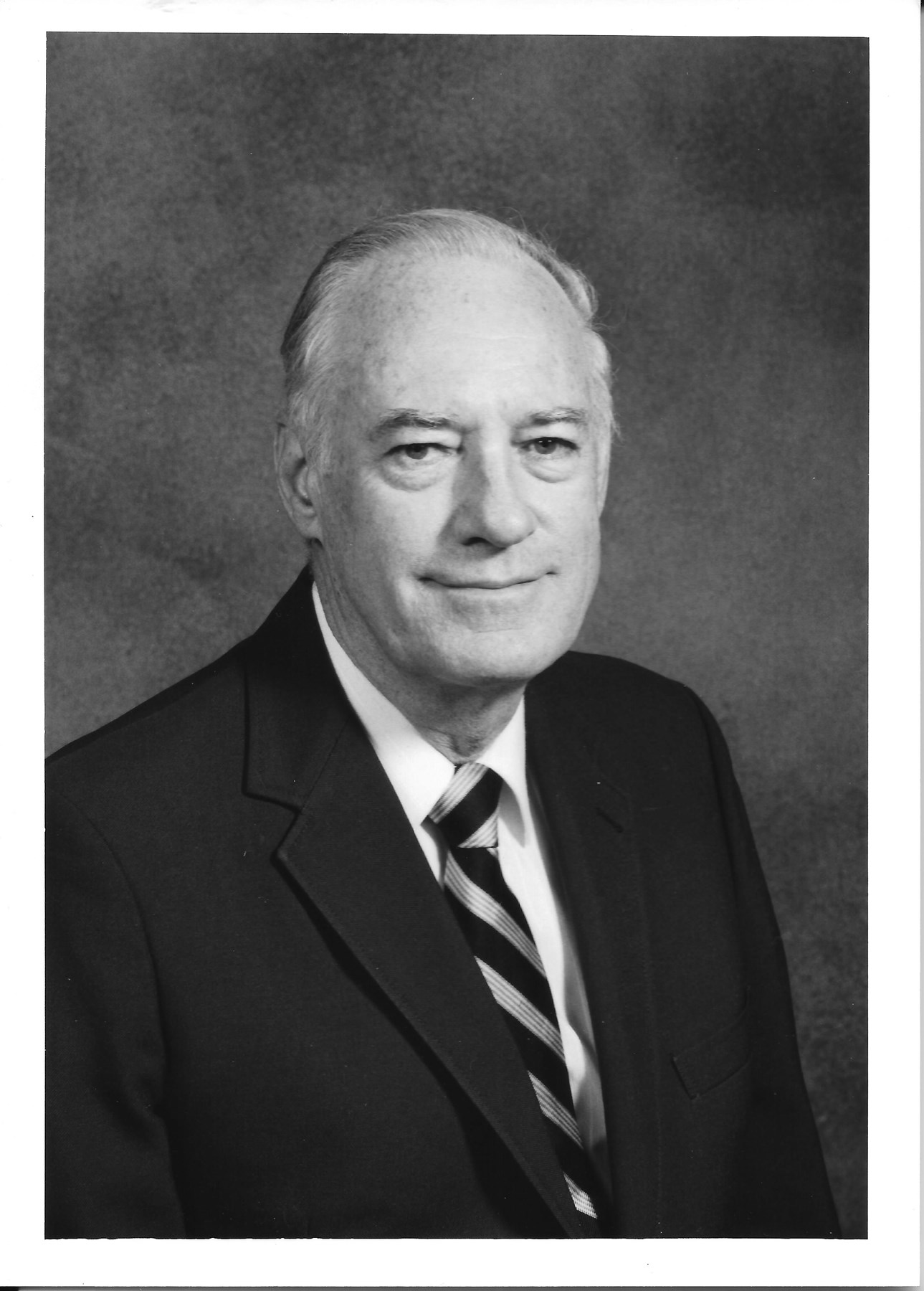 Obituary of Ray Ellis Hill