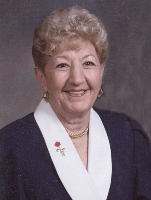 Obituary of Doreen Theresa Adele Heffernan Cain