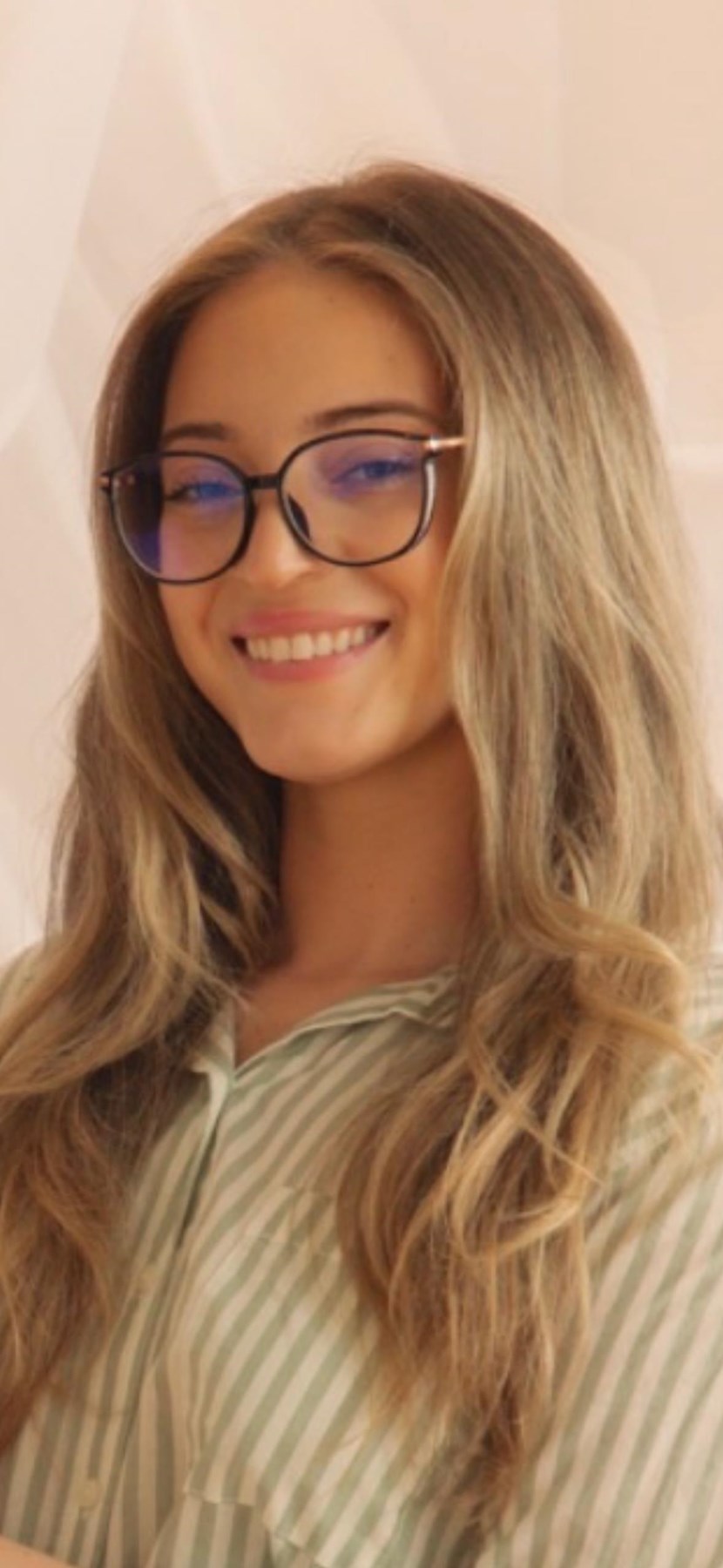 Obituary of Yolanda Teixeira Joia