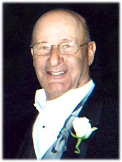 Obituario de James A. Michael