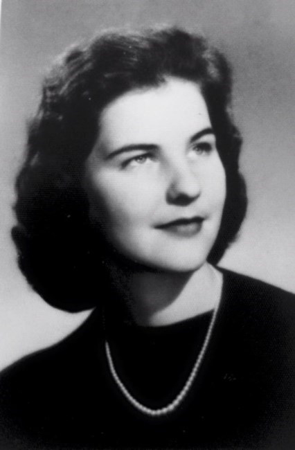 Obituary of Evelyn Carole McCune