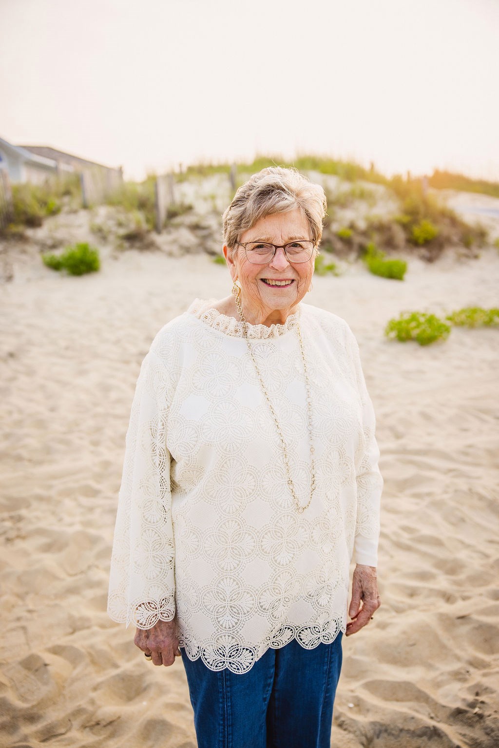 Obituario de Mrs. Joyce Clary Gill